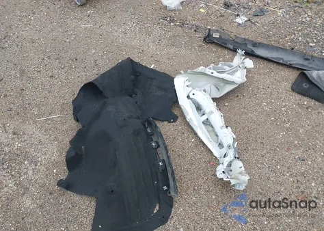 2021 Ford Explorer Xlt z USA, uszkodzony, nr VIN 1FMSK7DH4MGC50281